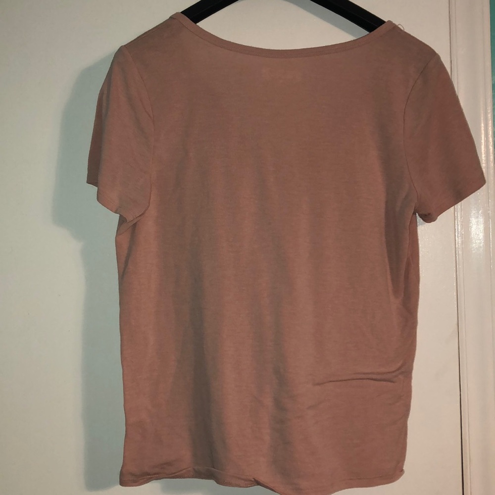 💗 V-neck tee - Picture 3 of 3
